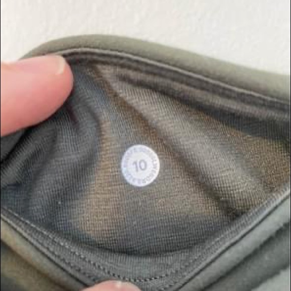 Lululemon Align Jogger Cropped - Picture 3 of 5